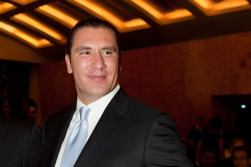 pf-9212120906-unete-em-1-d